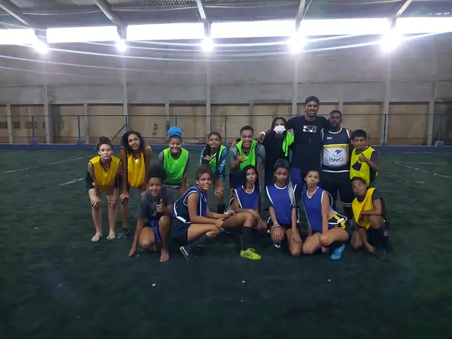Futebol — Projeto Criança Feliz / SINDITOB (foto 1 de 12)