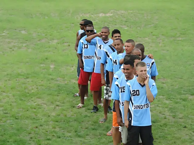 Futebol — Projeto Criança Feliz / SINDITOB (foto 3 de 12)