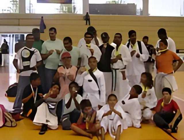 Taekwondo — Projeto Criança Feliz / SINDITOB (foto 8 de 10)